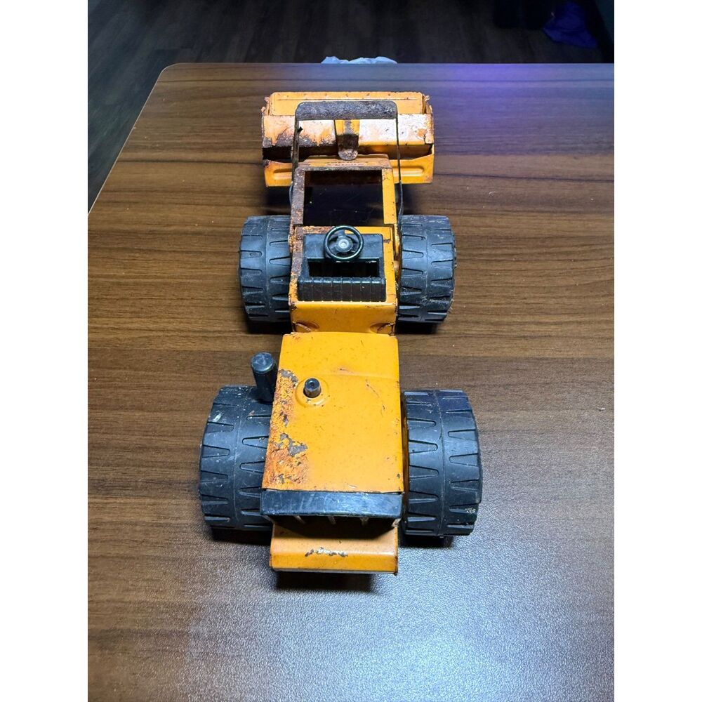 Tonka Front End Loader - Picture 3 of 3